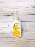 【Bath and Body Works / バスアンドボディワークス】 Gentle & Clean Foaming Soap - KITCHEN LEMON / ジェントル&クリーン泡ハンドソープ - キッチンレモン